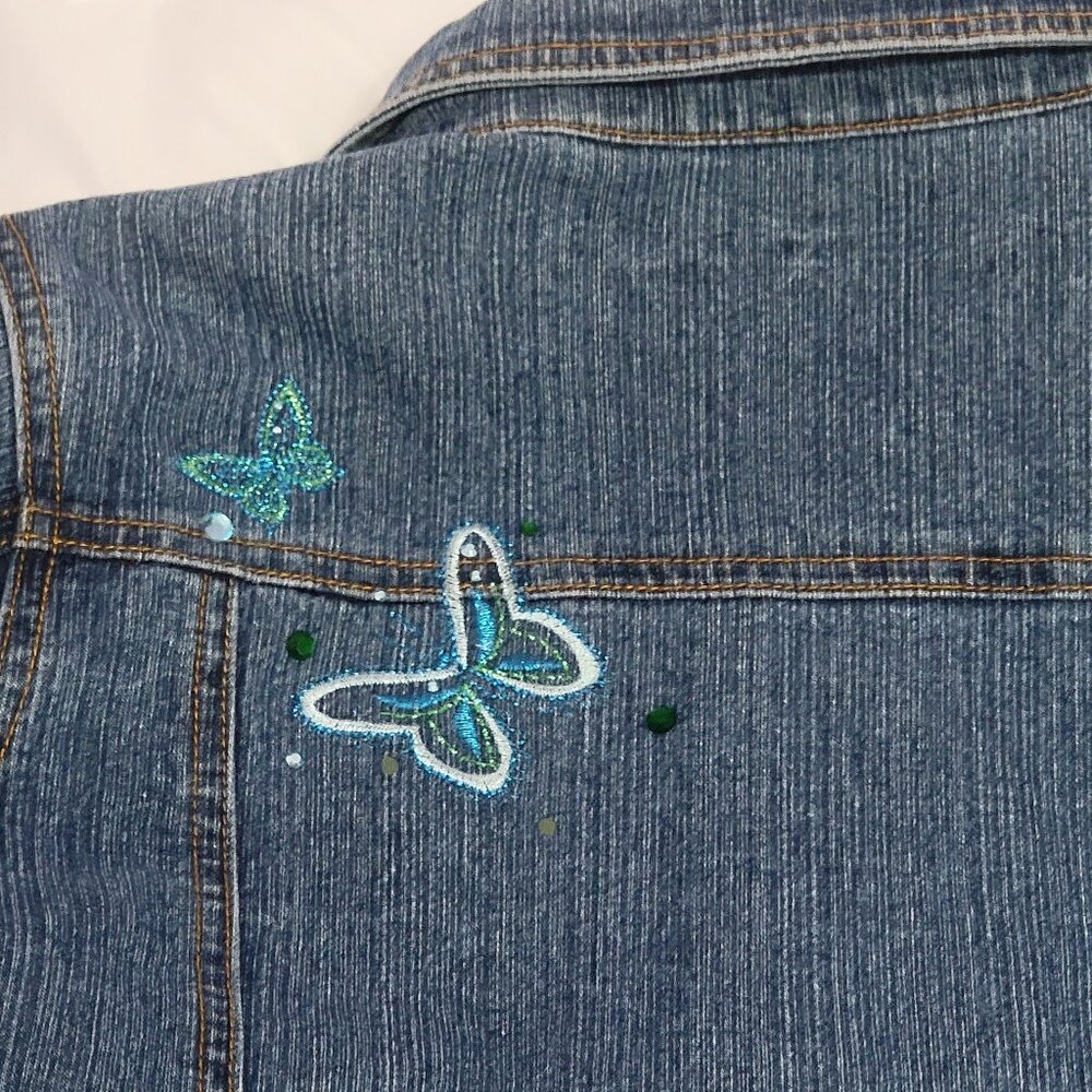 Arizona Jean Co. Juniors/Girls Medium Jean Jacket. Embroidered Butterflies. - Picture 6 of 9